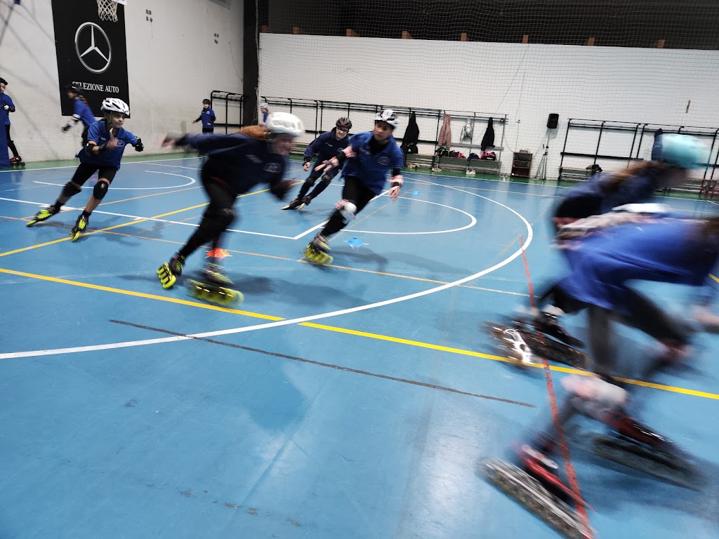#HAPPYBDAY #CALATIAROLLERCASERTA 🎉🎂💙⛸️🥂